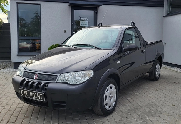 Fiat Strada cena 17900 przebieg: 224064, rok produkcji 2009 z Września małe 56